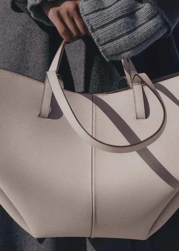 Cyme Edition strukturiert in „Mist“