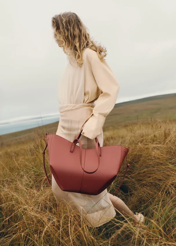 Cyme Edition „Textured Terracotta“