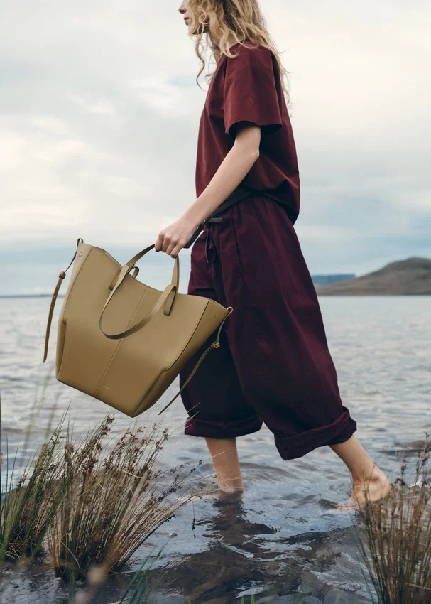Cyme Tote Edition, strukturiert, rauchiges Oliv