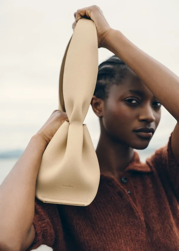 Numéro Neuf East West Edition Textured Sand