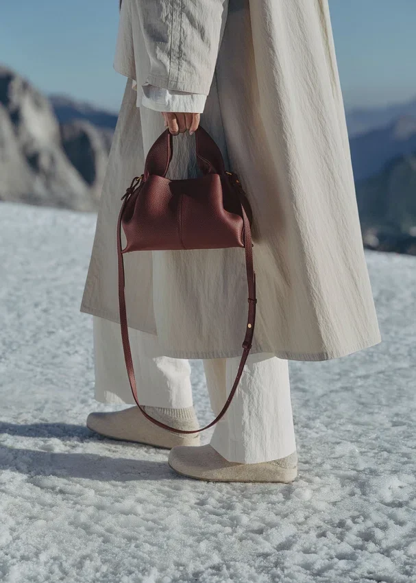Numéro Neuf Mini Edition, strukturiertes Black Cherry